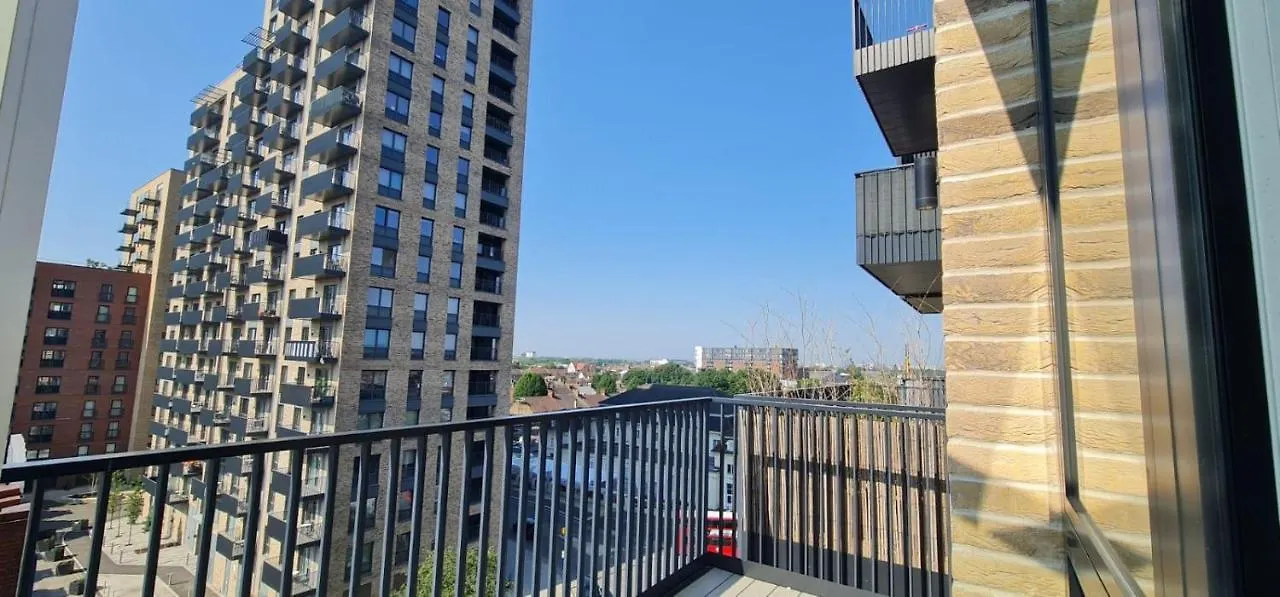 Two Bedroom Near Southall Station! London United Kingdom