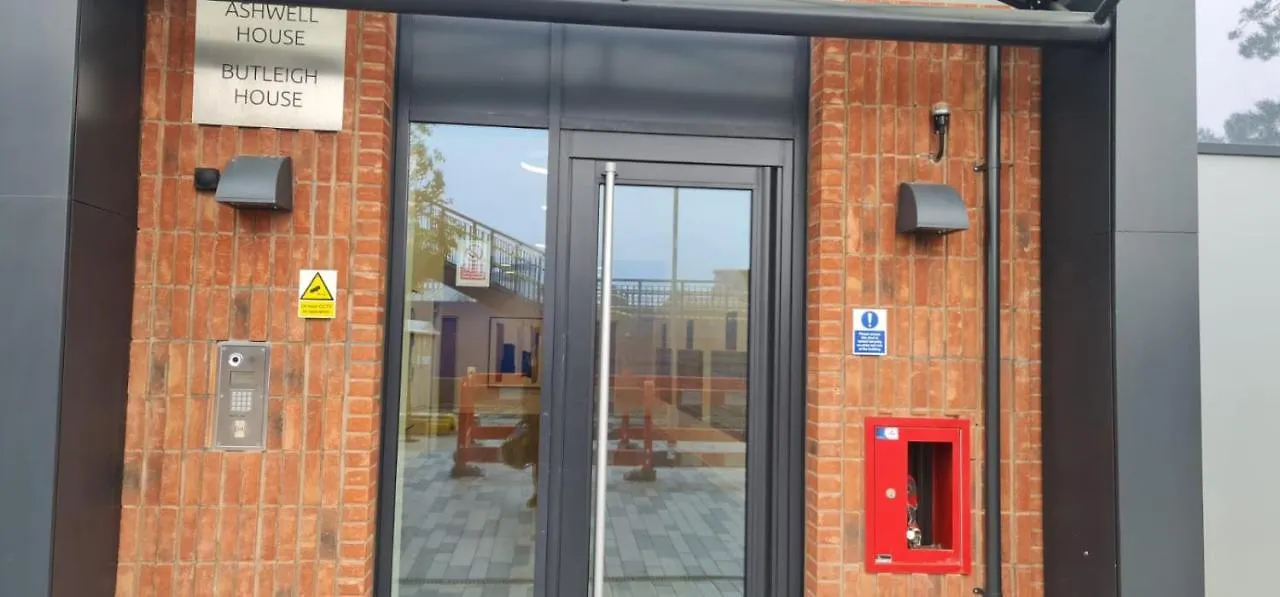 Two Bedroom Near Southall Station! London 0*,  United Kingdom